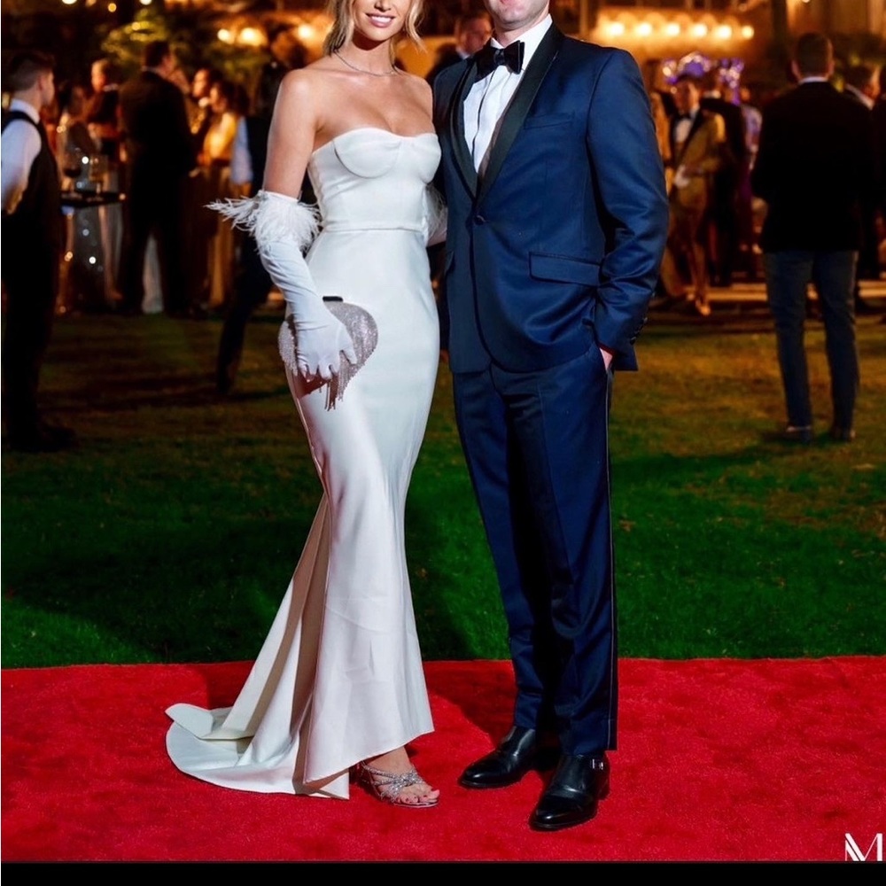 Bronx and Banco Elena Gown worn once perfect condition size XS